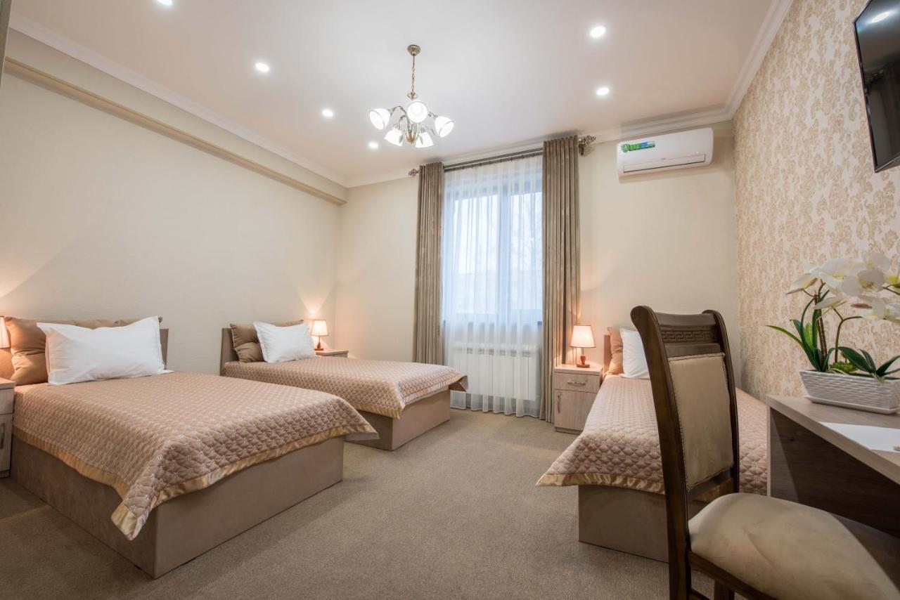 Huzur Hotel Tashkent Luaran gambar